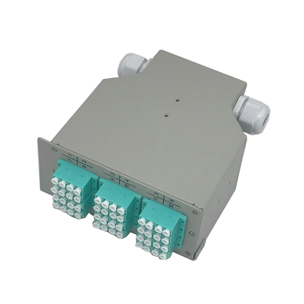 Two ends of the fiber optic sensor