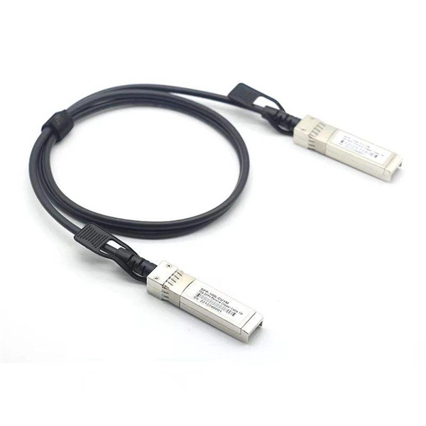 Should PLCs use single-mode or multi-mode fiber optic cables for long-distance transmission 