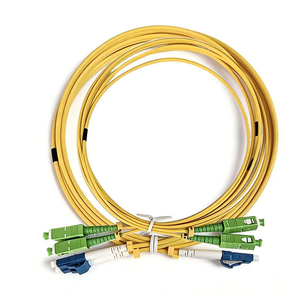 Integrated power grounding