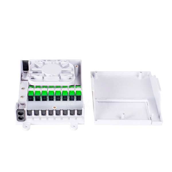 Fiber optic cable without interface uses a splitter