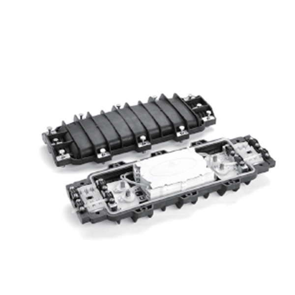 Can fiber optic cables be placed in cable trays 