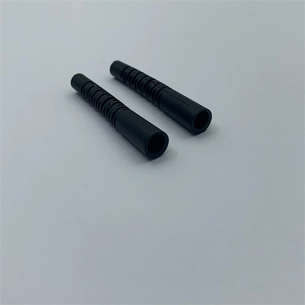 Which manufacturer should Azerbaijan choose for its optical fiber cables 